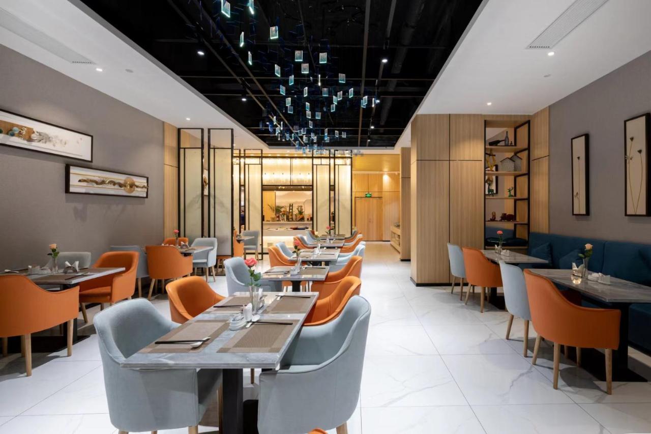 Ausotel By Argyle Baiyun International Airport Renhe Metro Exit B 广州 外观 照片